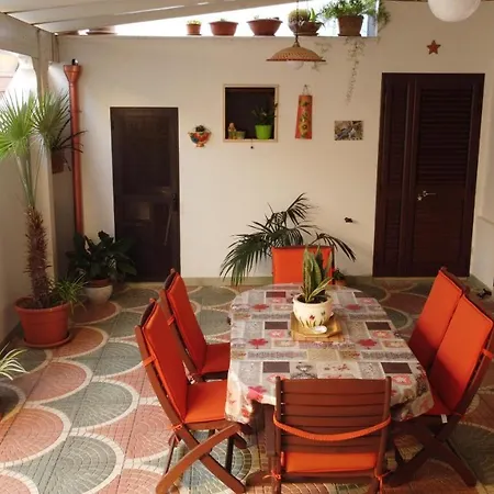بيت ضيافة Cortere أليستي
